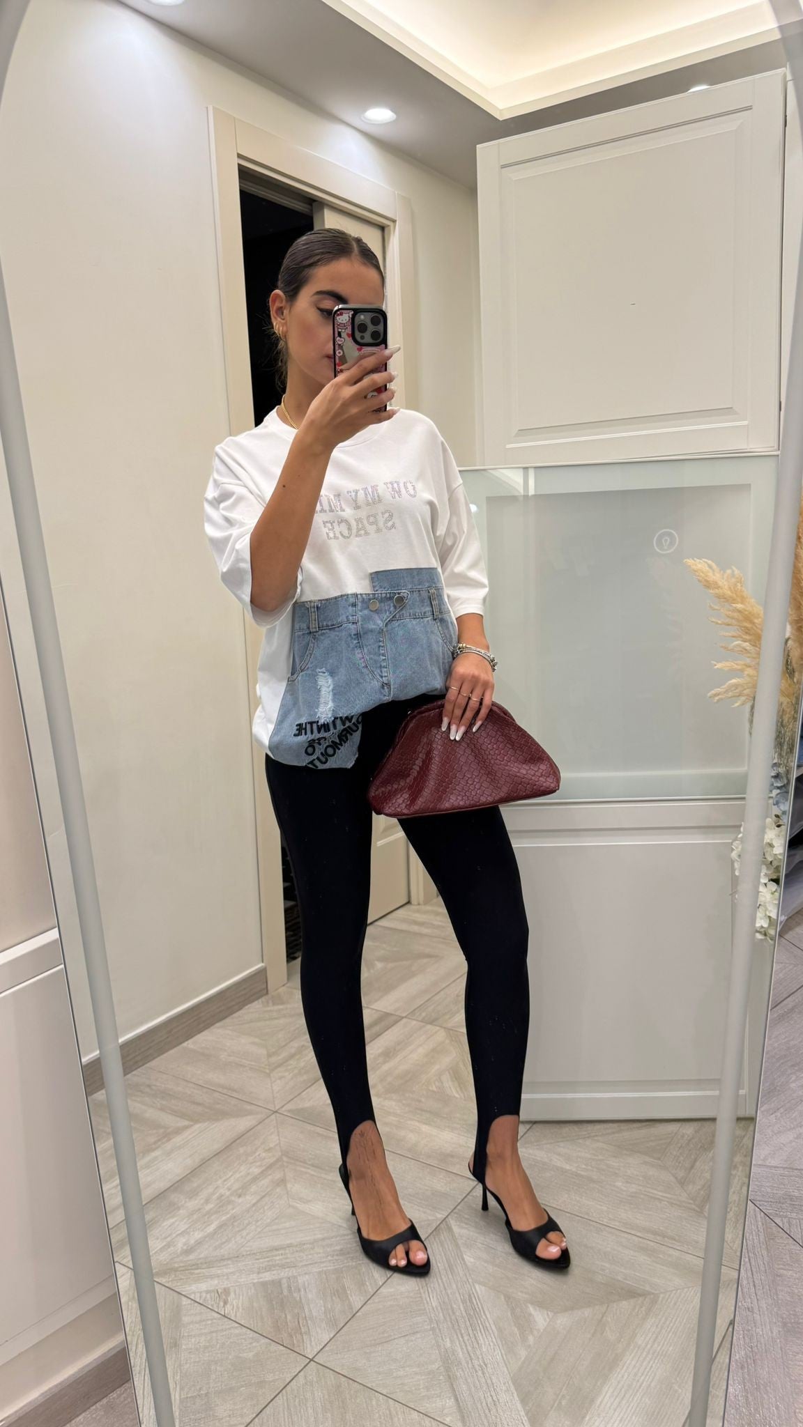 T-shirt space